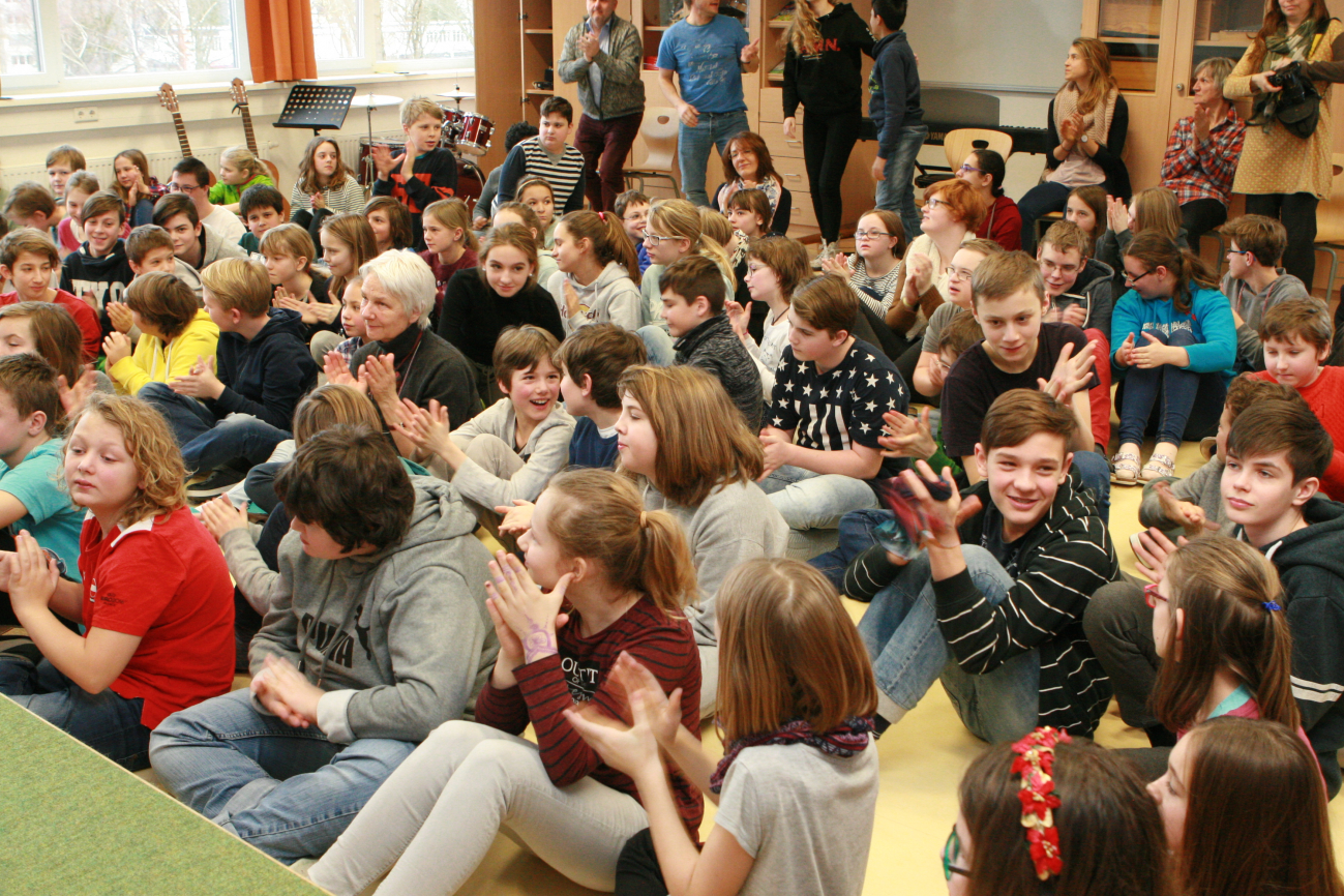 Bildungspartnerschaft zwischen der neuen Mittelschule des Diakonievereins Salzburg und der Tagesbetreuung Dumbraveni