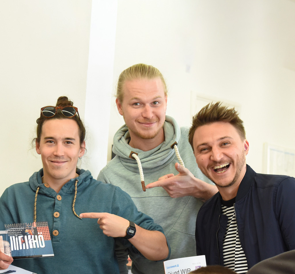 Kunstwerkstatt Medien, Folkshilfe