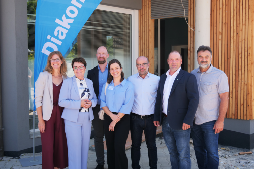 v.l.n.r.: Astrid Körner, Landesrätin Beate Prettner, Dominik Stuck, Nadine Puschl, Maximilian Miggitsch, Daniel Wrießnig, Markus Trampusch