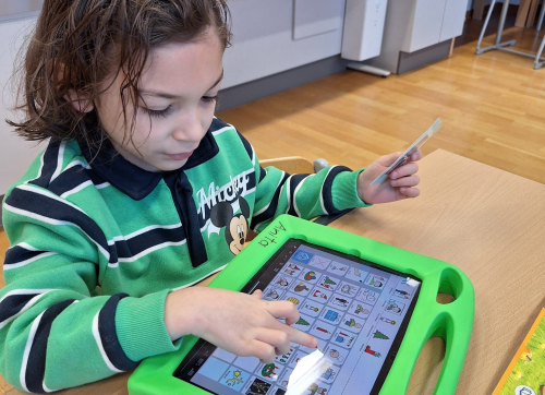 Die Diagnose frühkindlicher Autismus prägt das gesamte Familienleben.