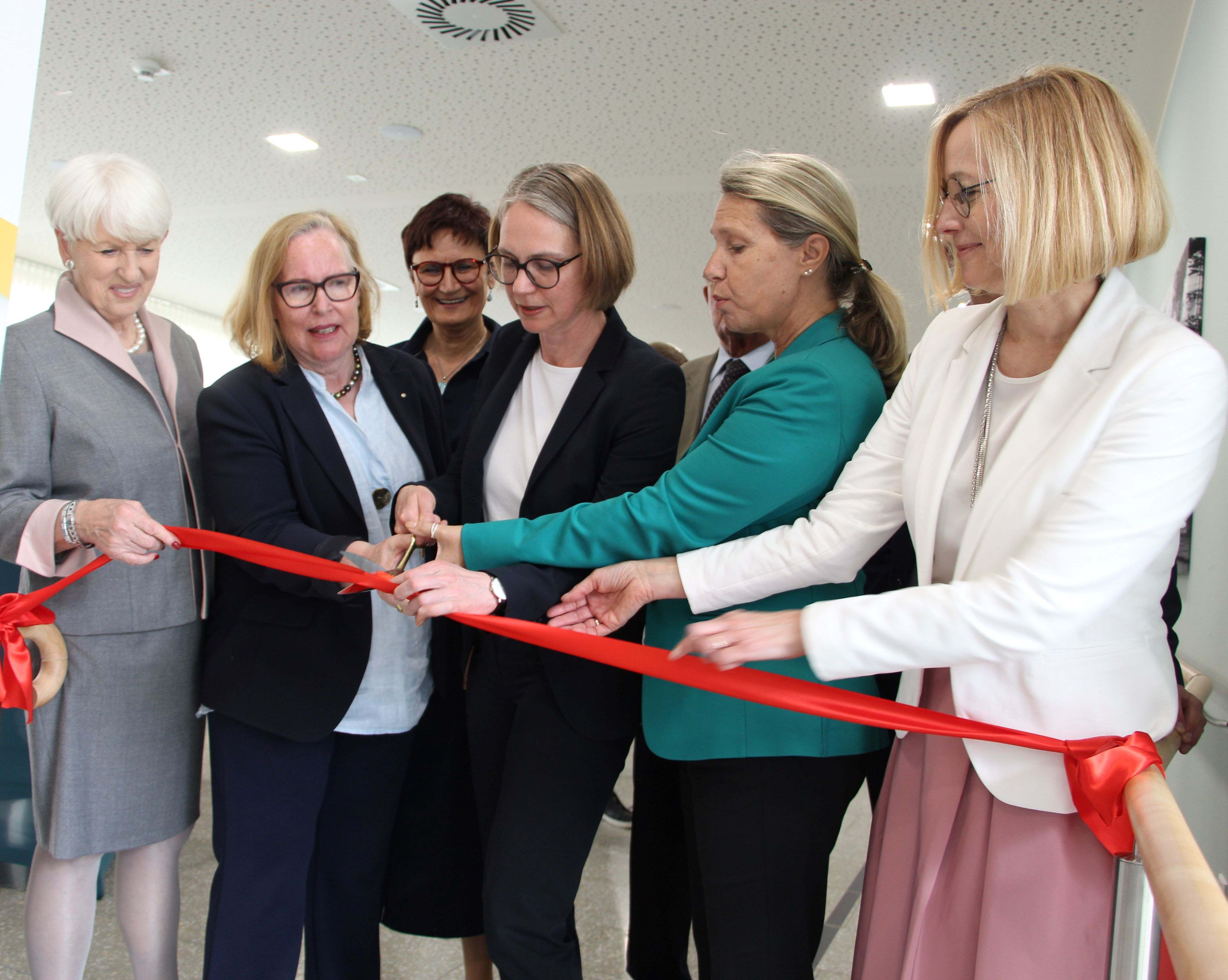 Neu-Eröffnung des Johann-Wilhelm-Klein-Hauses in Wien