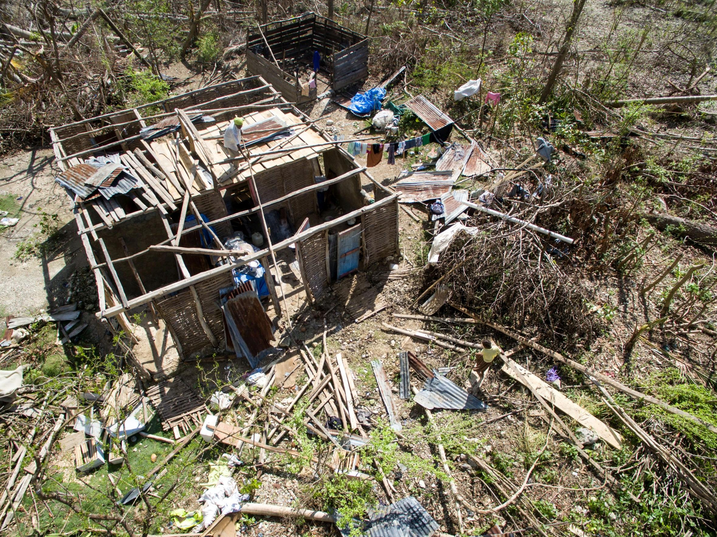 Zerstörtes Haus nach Sturm