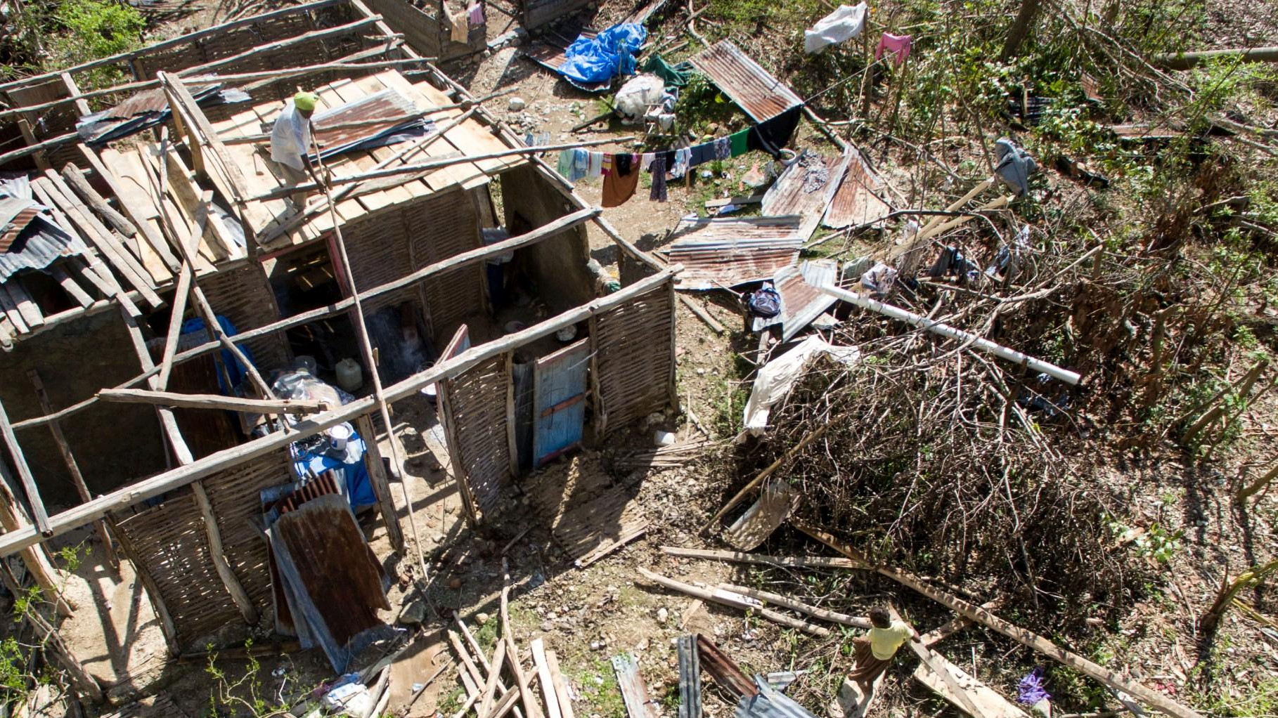 Zerstörtes Haus nach Sturm