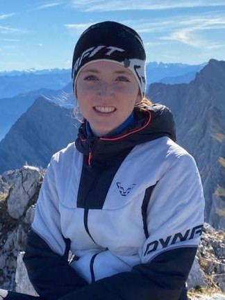 Janine Dreml arbeitet als Quereinsteigerin des Diakoniewerks im Wohnen Hopfgarten in Tirol