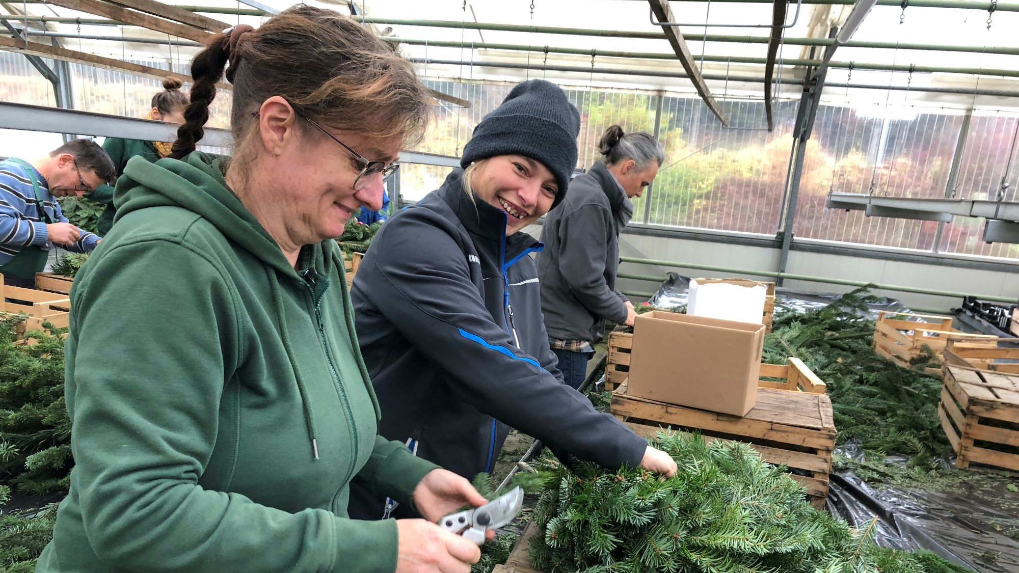 Adventkranz-Binden im Friedenshort