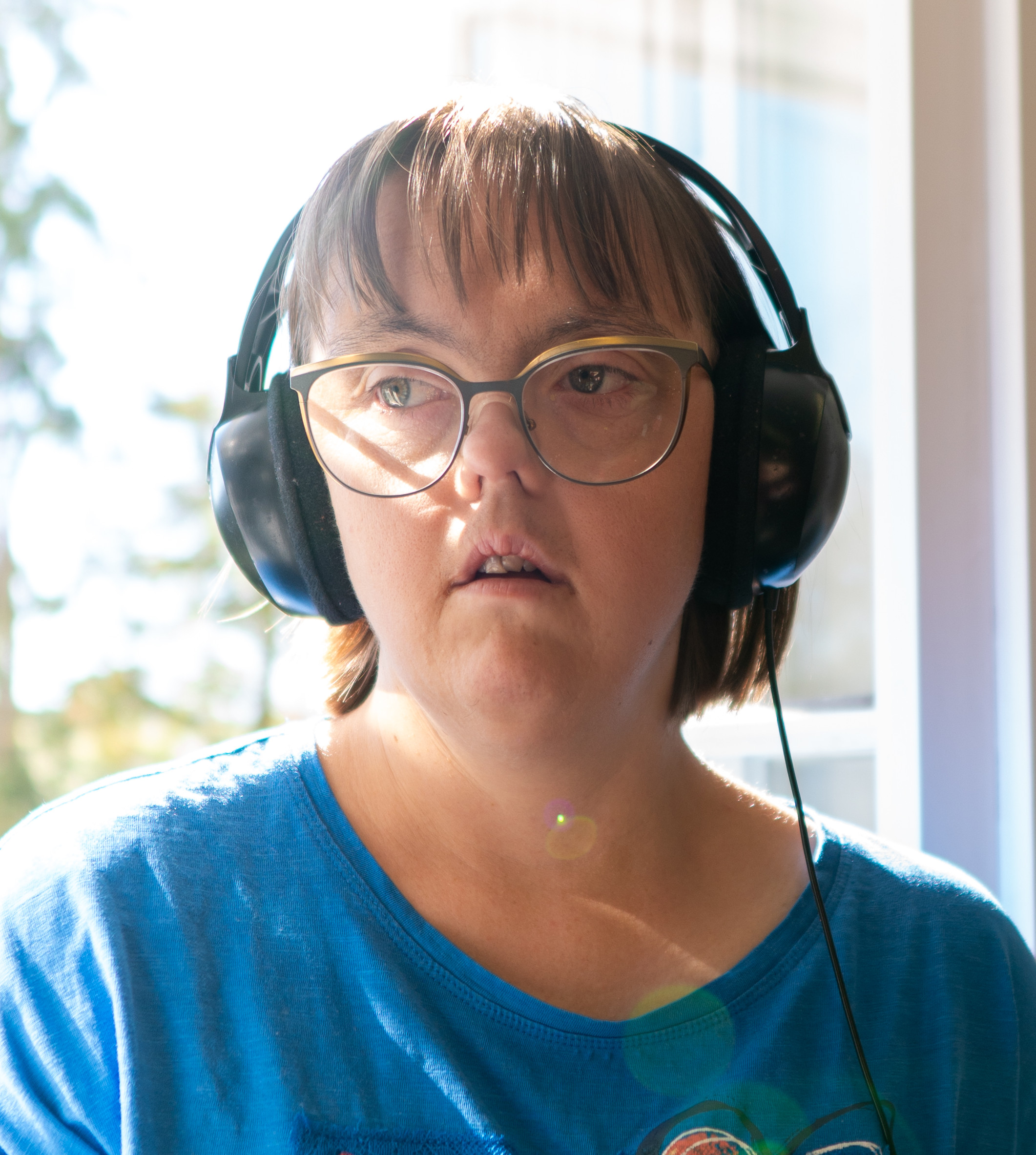 Kunstwerkstatt Medien, Sarah Musik Kopfhörer