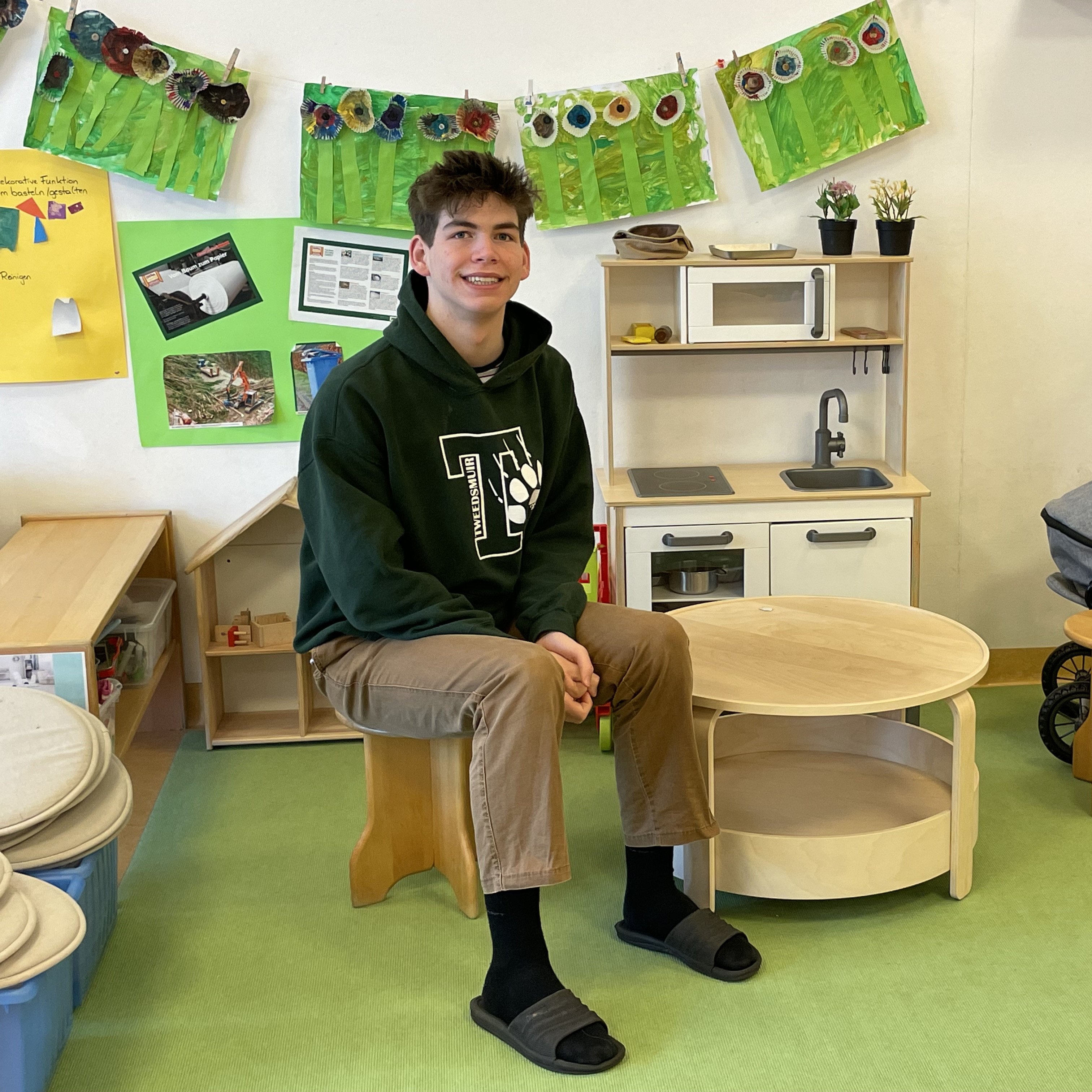 Felix Lagers absolviert sein Freiwilliges Sozialjahr im Kindergarten Citygate in Wien.