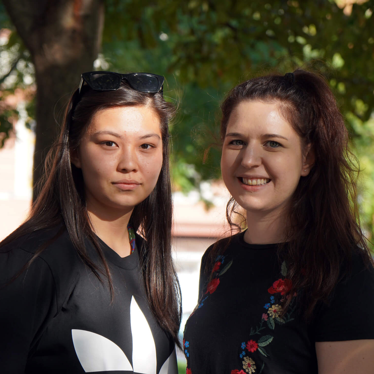 Hoffnungsträgerinnen Hadis (links) und Mara (rechts).